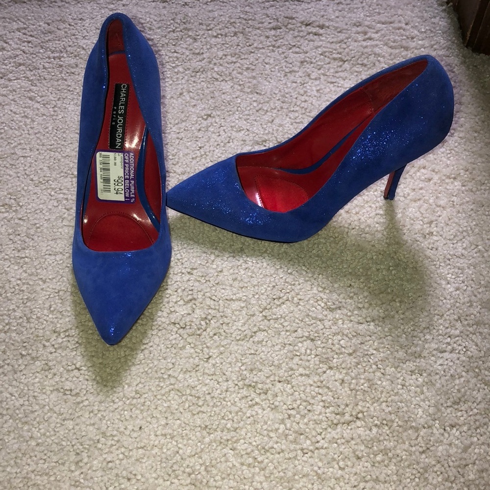 NWT Charles Jordan Pointed Red Bottom Heels
